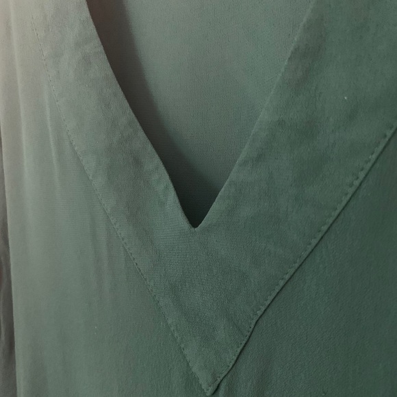 Zara Dark Green V-Neck Long Sleeve Blouse - Picture 6 of 9